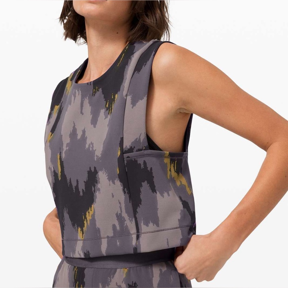Lululemon Take The Moment Cropped Tank - Picture 2 of 7